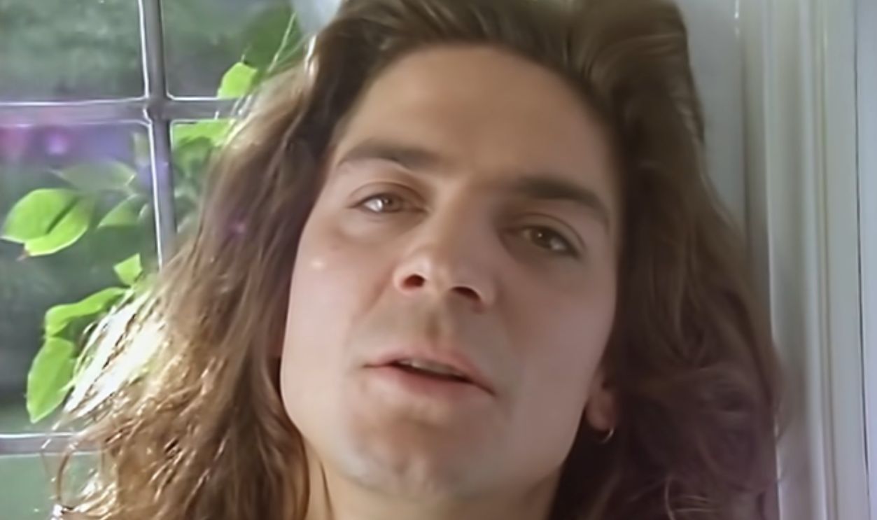 Screenshot from The Promise (1988)
