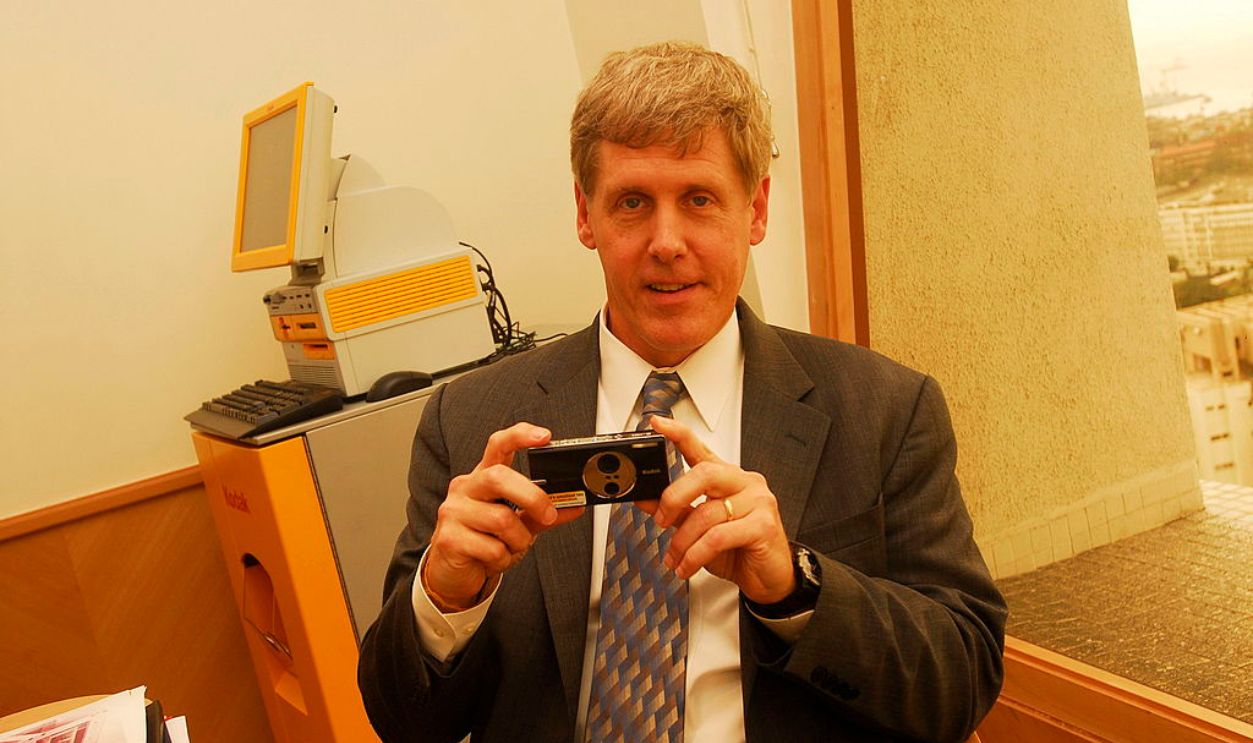 Steven J Sasson, Eastman Kodak Company, poses with Kodak Wifi camera, in mumbai, India