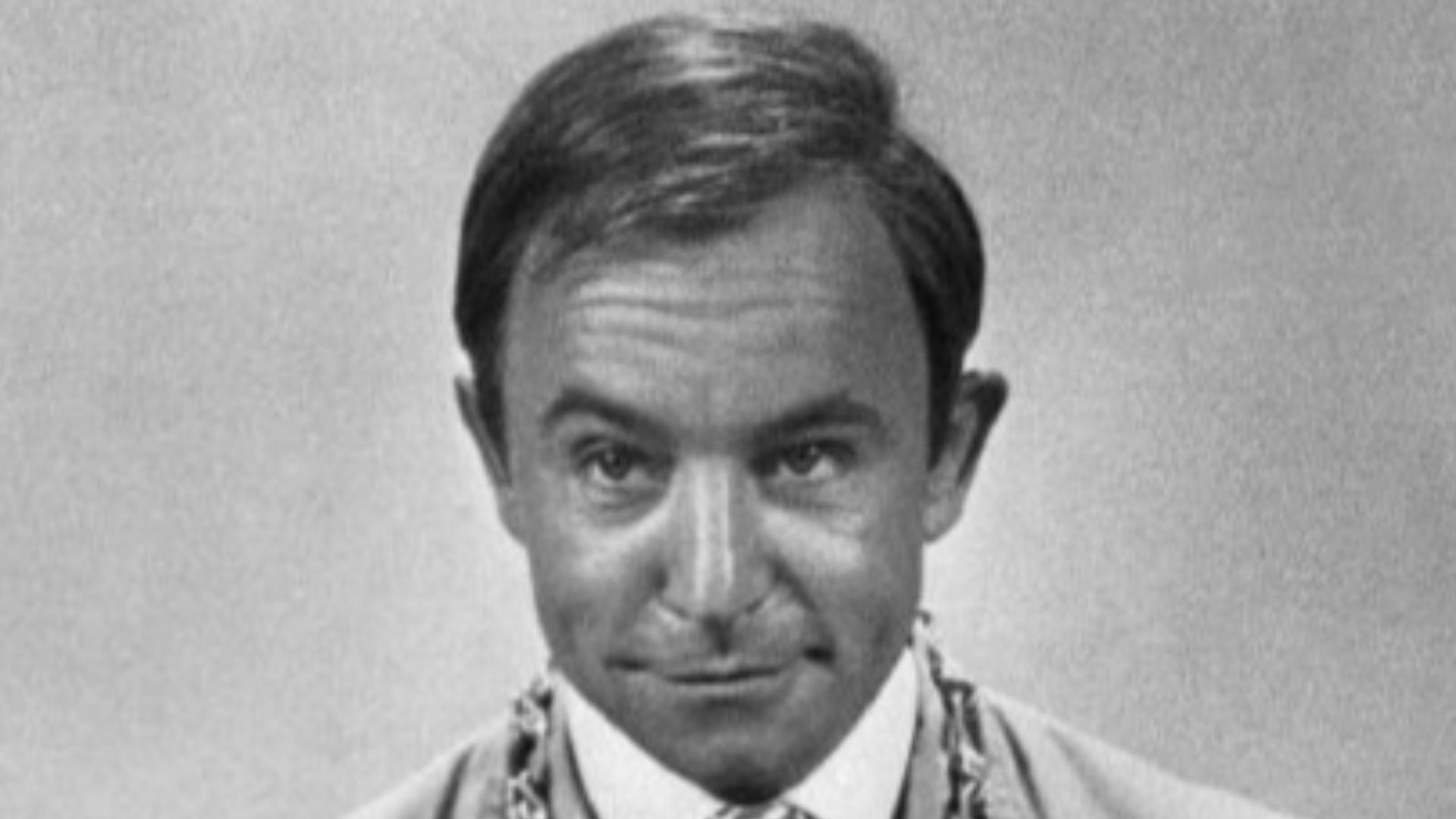 Photo of Henry Gibson as he sometimes appeared on Rowan and Martin's Laugh-In. (Cropped version of original image).