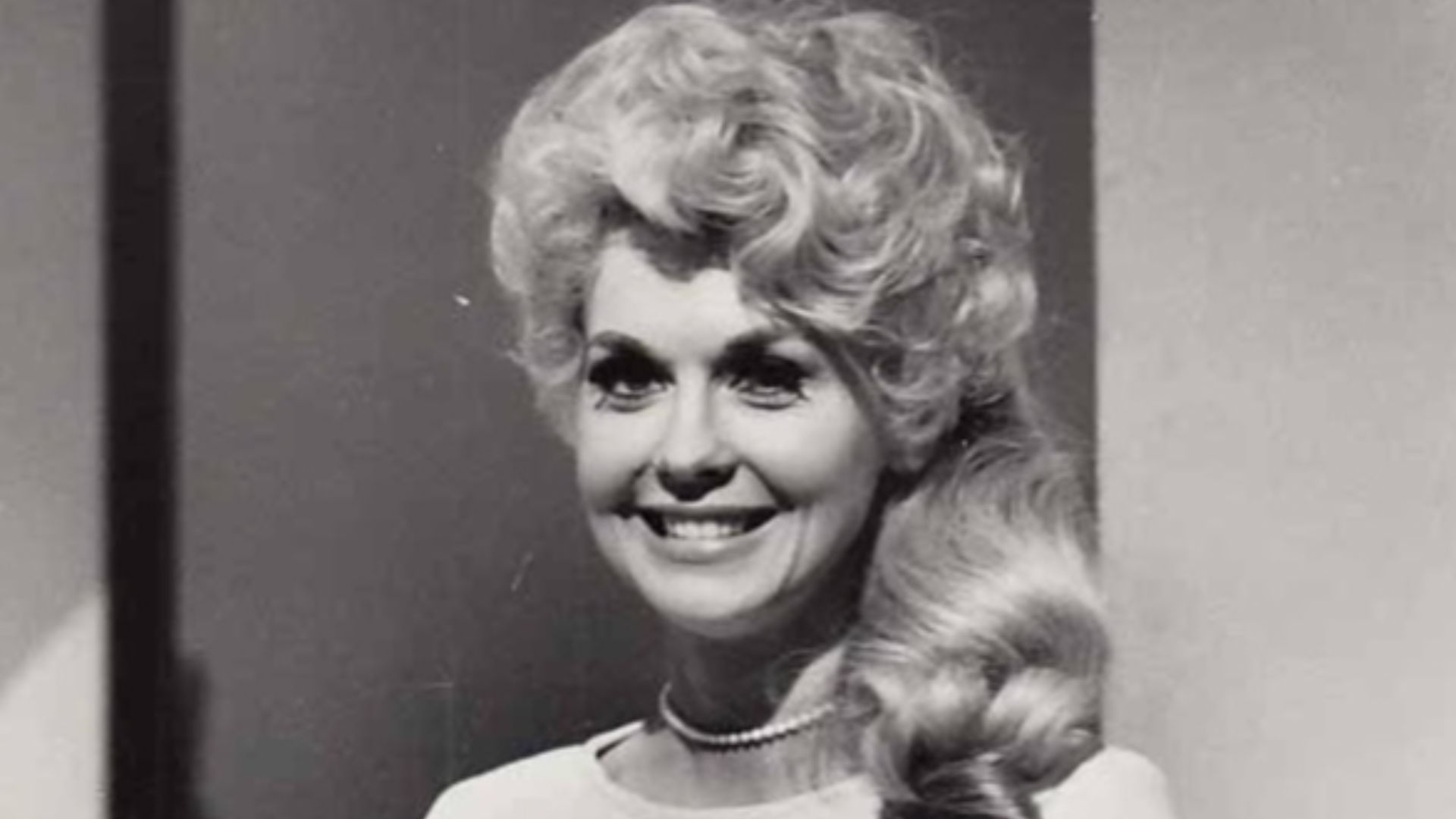 Donna Douglas in 1967