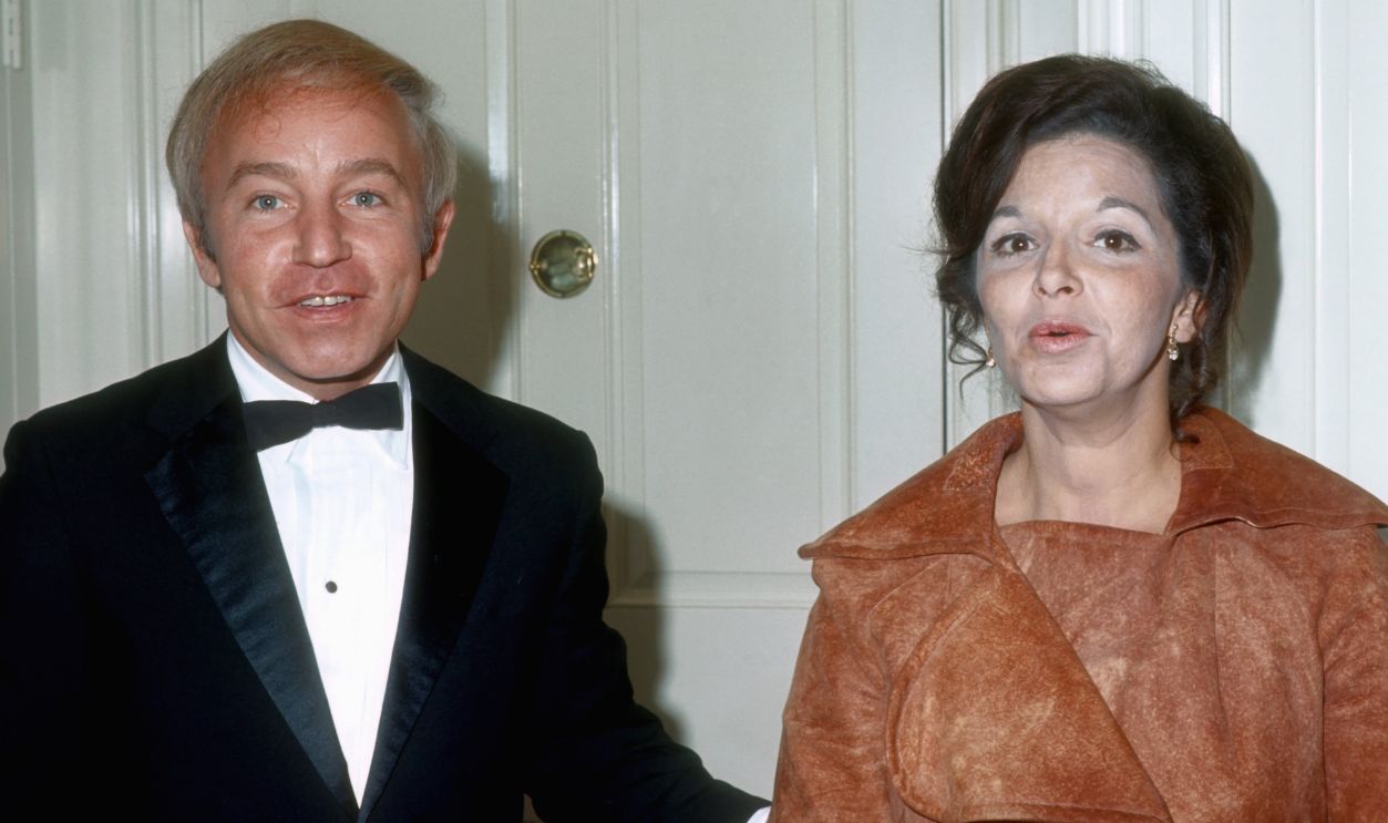 LOS ANGELES - NOVEMBER 1970: Actor Henry Gibson attends an event with his wife Lois in November, 1970 in Los Angeles, California.