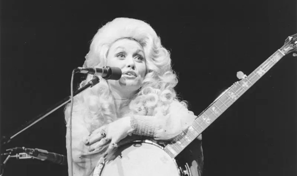 Dolly Parton 1977