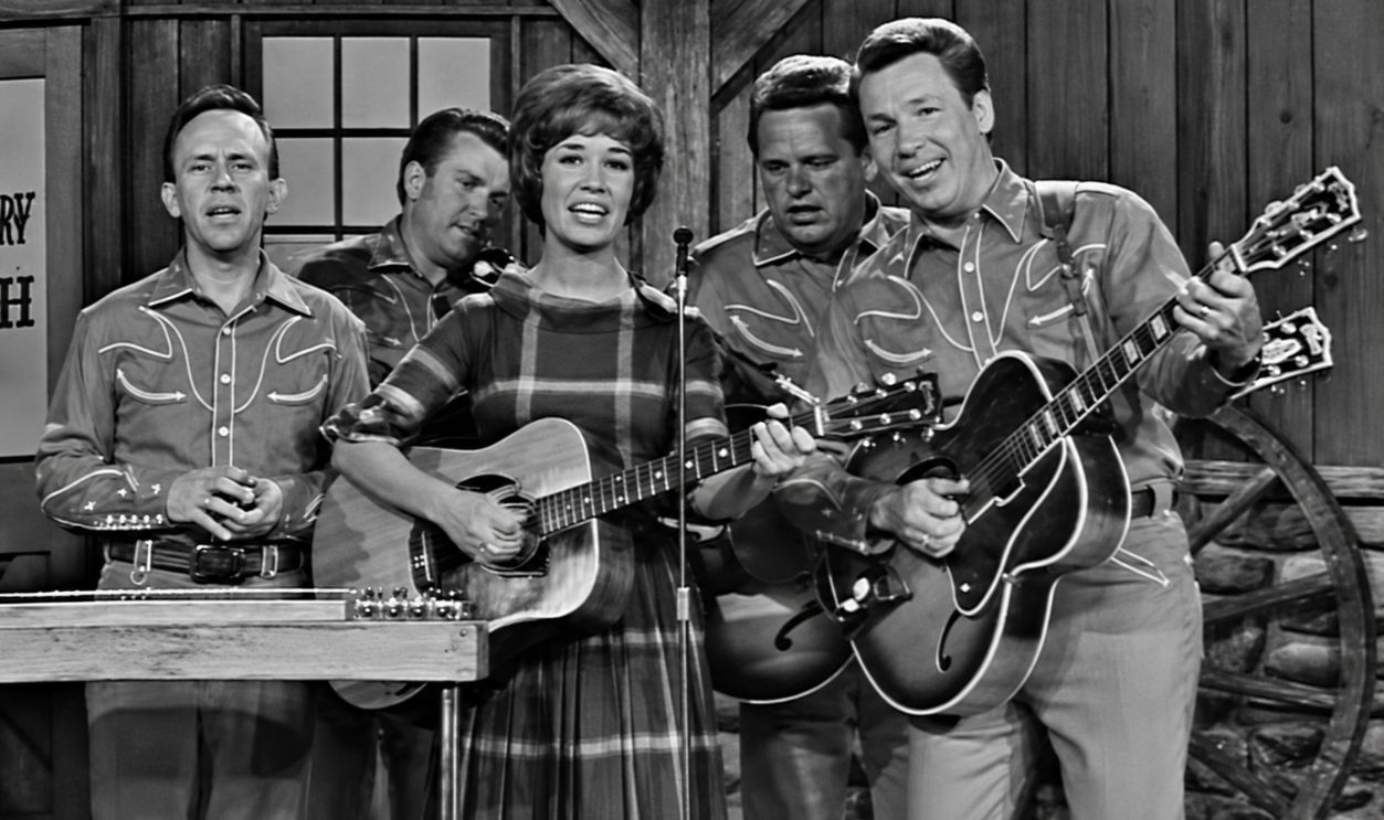 Screenshot from The Porter Wagoner Show, Showbiz Inc.  (1961-1979), Enhanced   