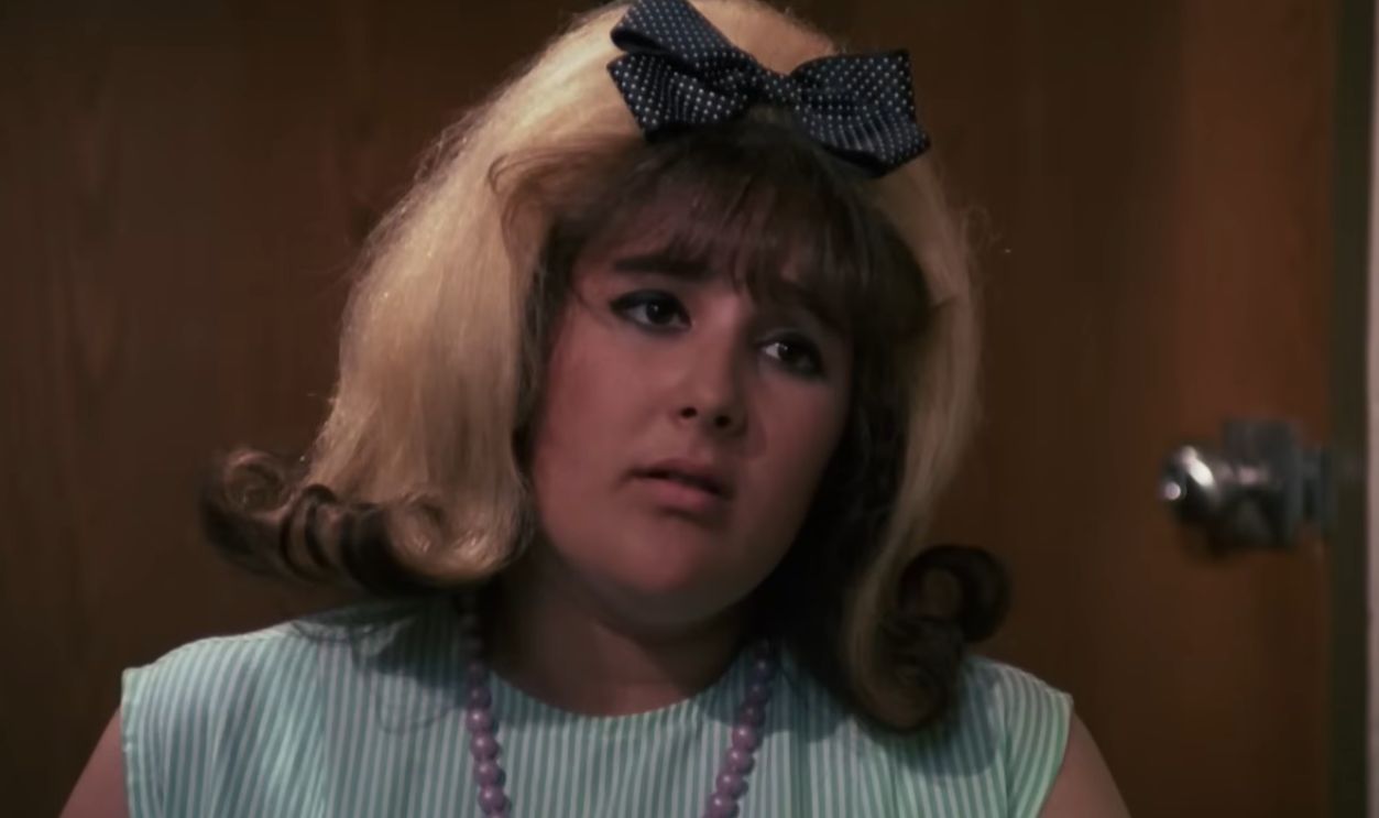 Screenshot from Hairspray, New Line Cinema (1988)