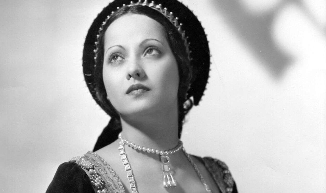 Merle Oberon (1911 - 1979) formerly Estelle O'Brien Merle Thompson, the British leading lady who was married to Alexander Korda. She features as Anne Boleyn in 'The Private Life Of Henry VIII' directed by Alexander Korda for London Films