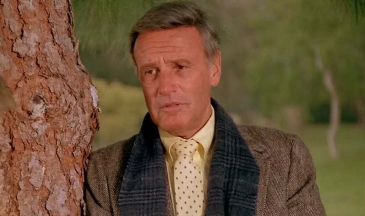 Screenshot from The Return of the Six Million Dollar Man and the Bionic Woman (1987)