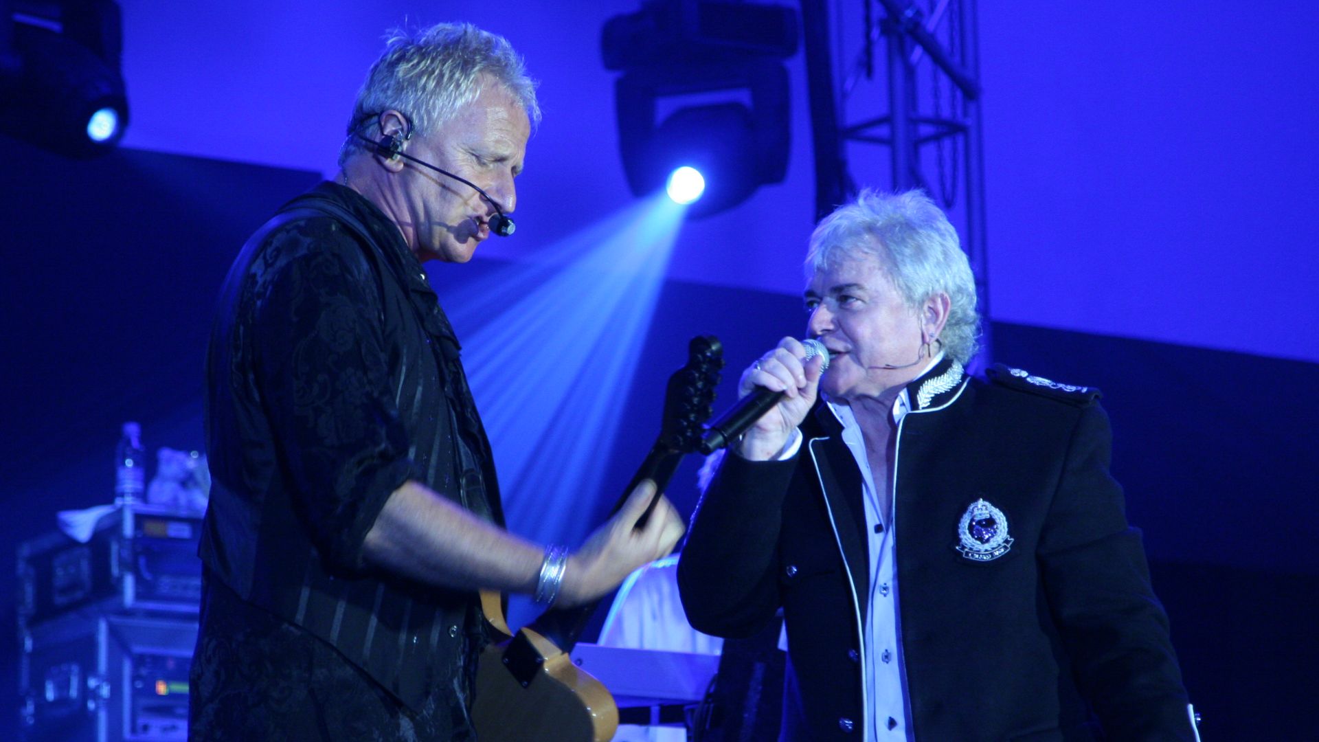 Air Supply concert was held in the Subic Convention Center on June 12, 2007.

Both Russell Hitchcock & Graham Russell performed their 30th Anniversary Concert in the Philippines.