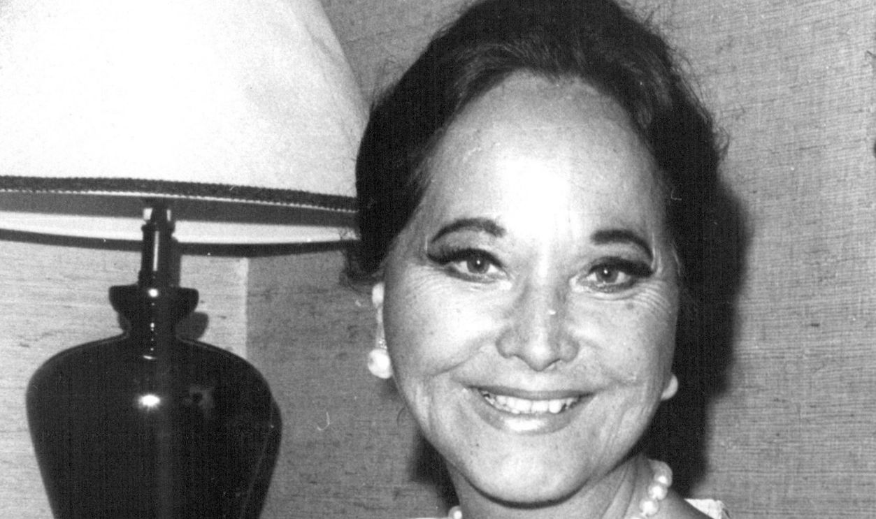 US Film star Merle Oberon of Hollywood photographed with husband Robert Wolders in theirs' Hilton Hotel residence. October 8, 1978