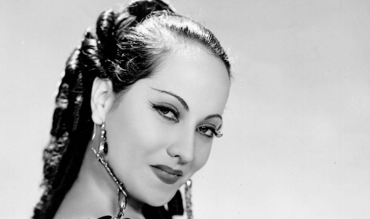 British actress Merle Oberon (1911 - 1979), formerly Estelle O'Brien Merle Thompson, stars in 'The Private Life Of Don Juan'