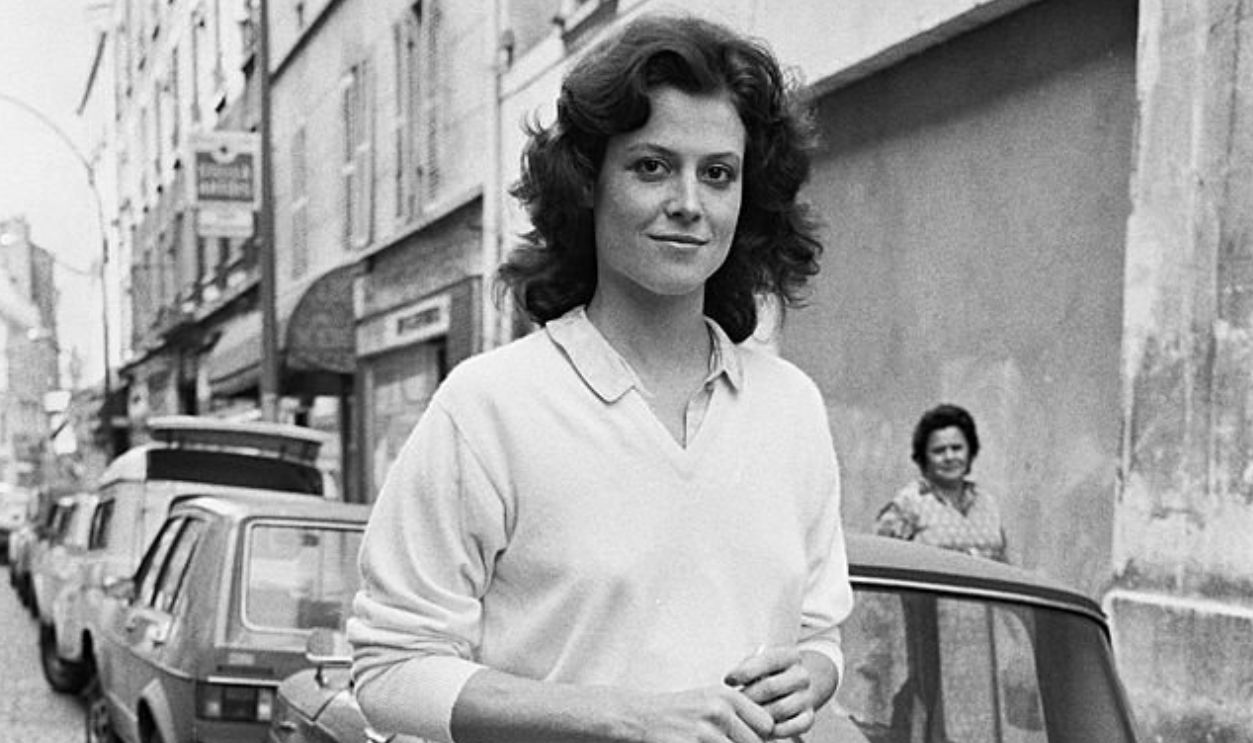 Meeting with Sigourney Weaver in Paris in 1979. 