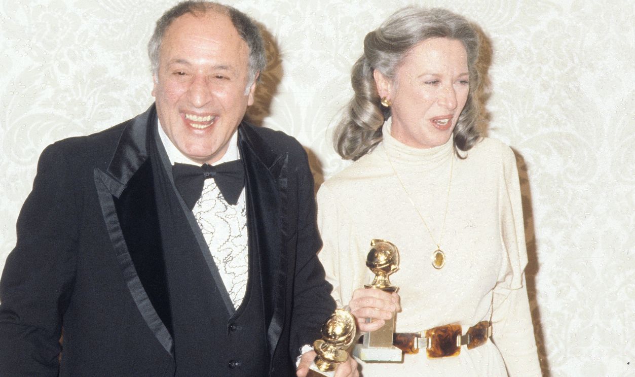 BEVERLY HILLS, CA - JANUARY 26: Actor Vic Tayback and actress Polly Holliday attend the 37th Annual Golden Globe Awards on January 26, 1980 at the Beverly Hilton Hotel in Beverly Hills, California.