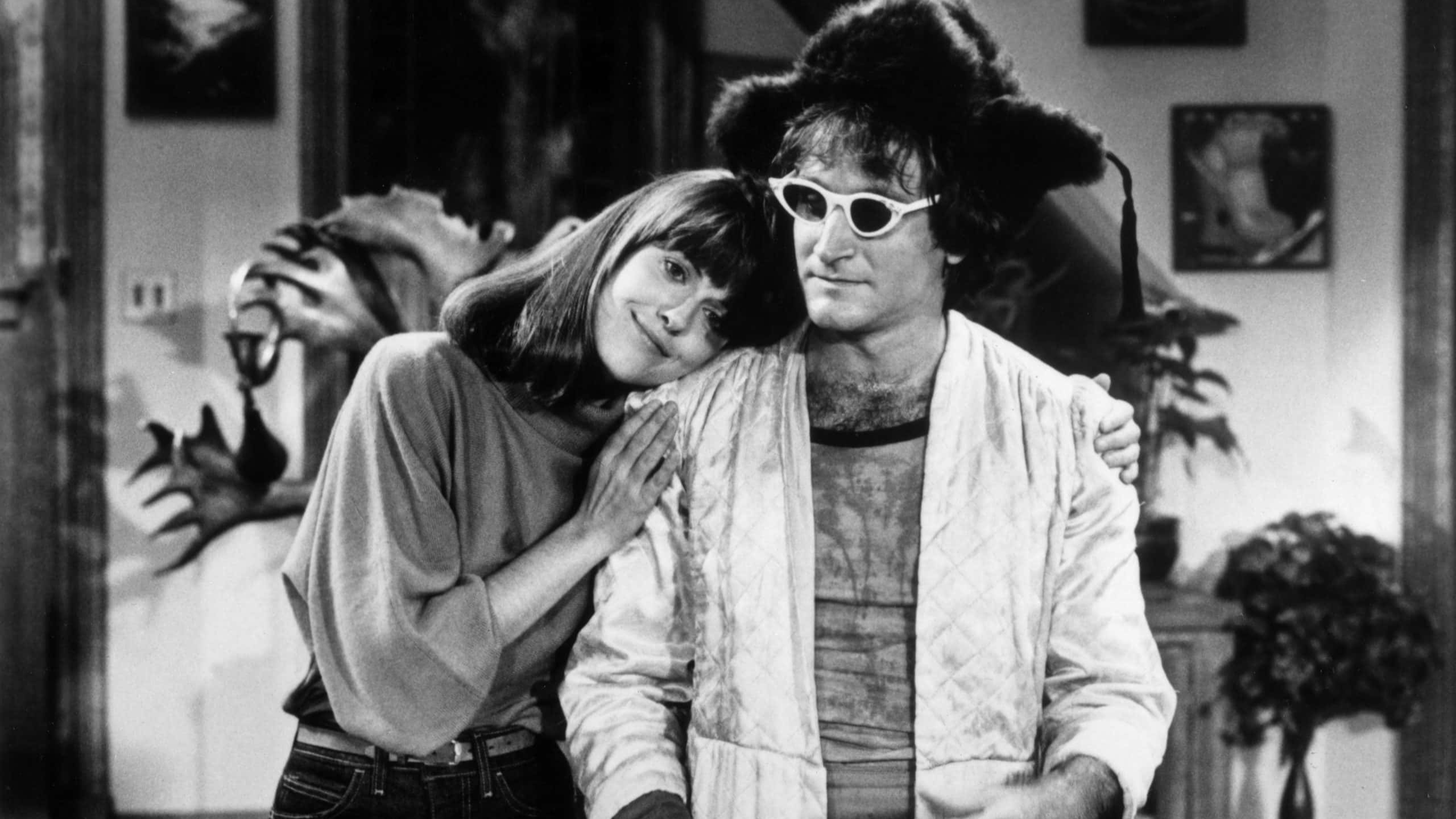 Robin Williams and Pam Dawber, in a still from the television series, 'Mork and Mindy'