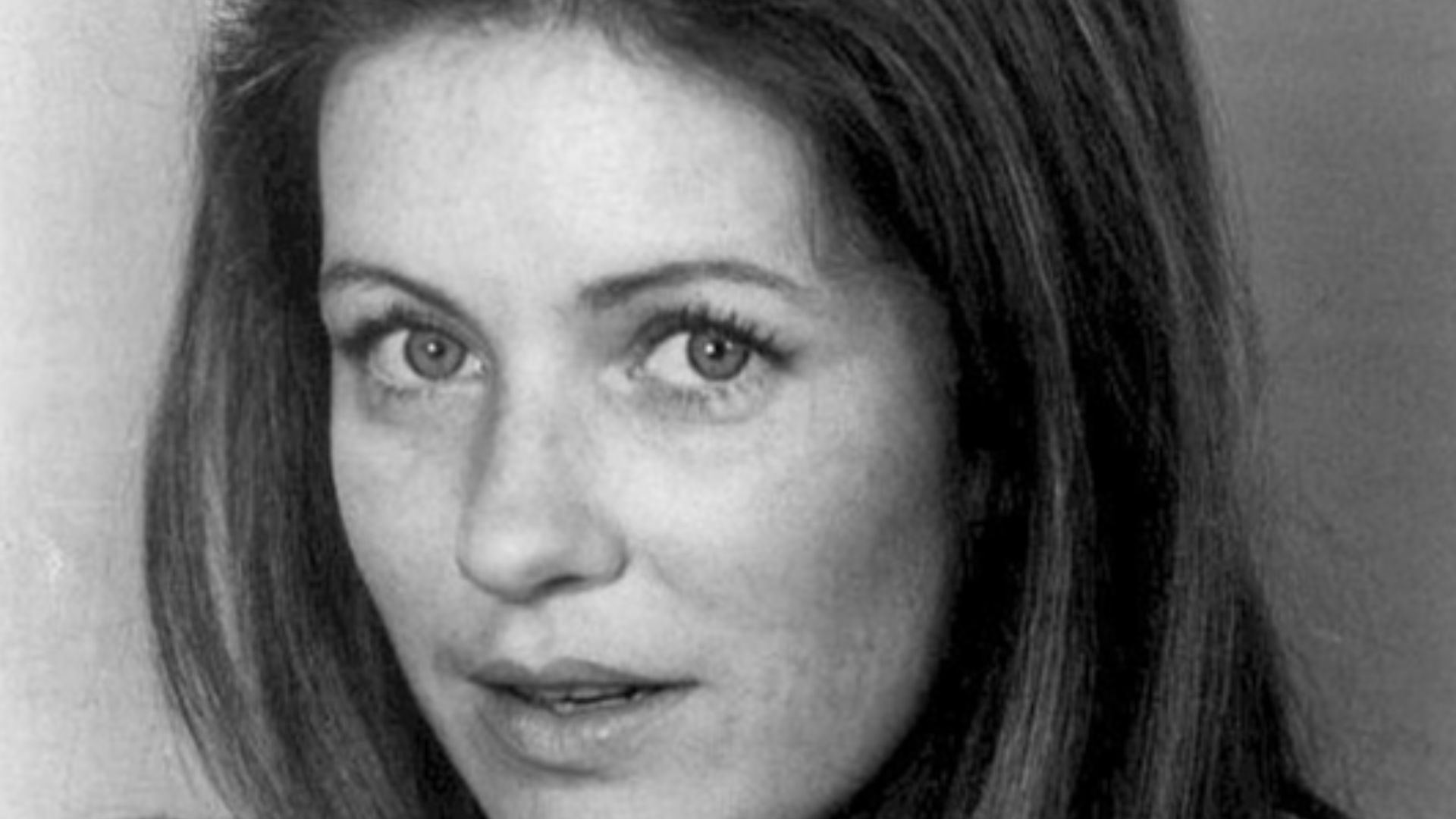 Publicity photo of Patty Duke.