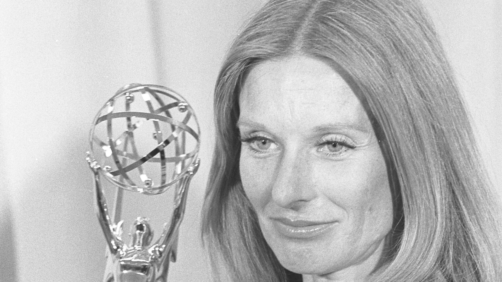 The American actress Cloris Leachman holding her Emmy at the 1973 Emmy Awards.
