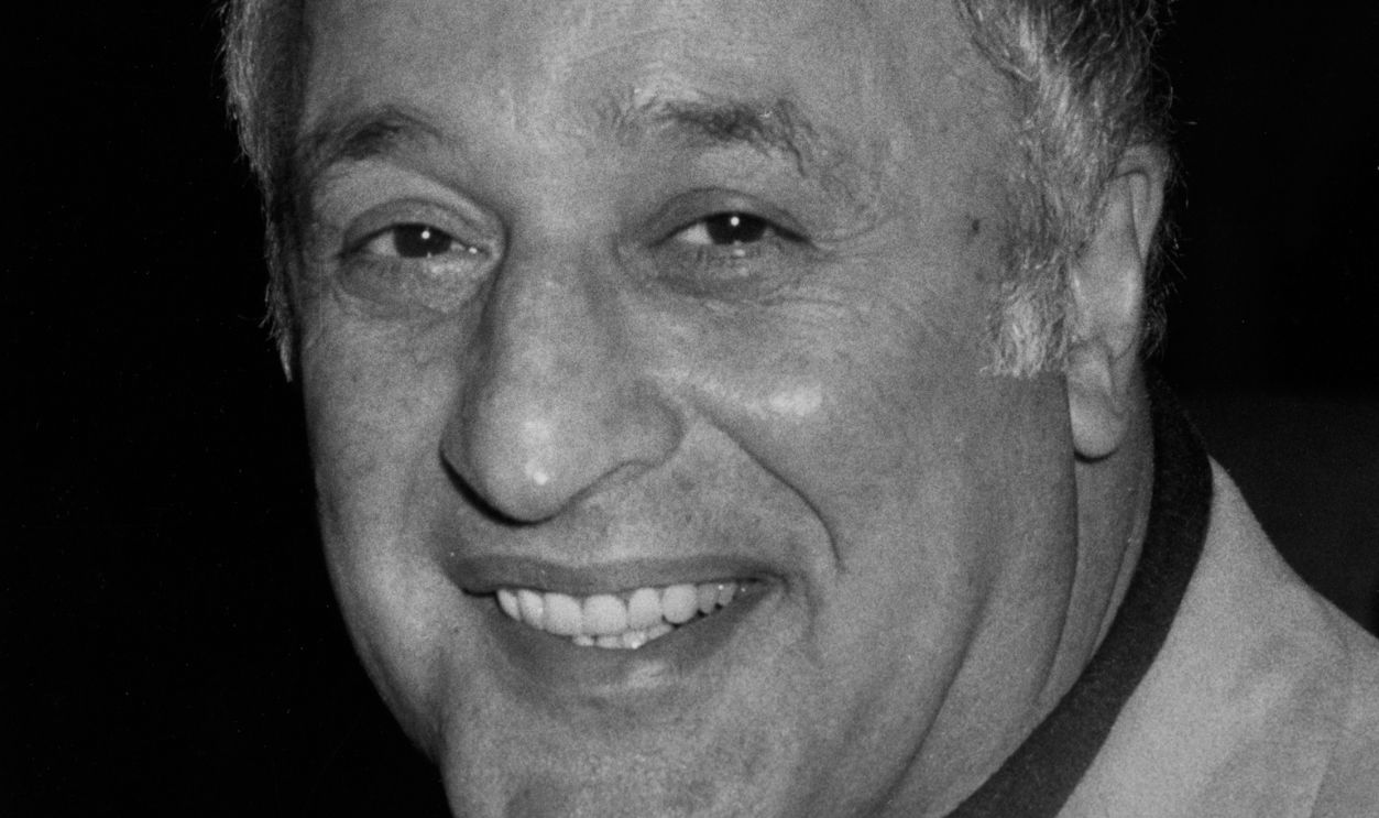 LOS ANGELES, CA - JANUARY 16: Vic Tayback attends Musicians Benefit Concert on January 16, 1981 at the Shrine Auditorium in Los Angeles, California.