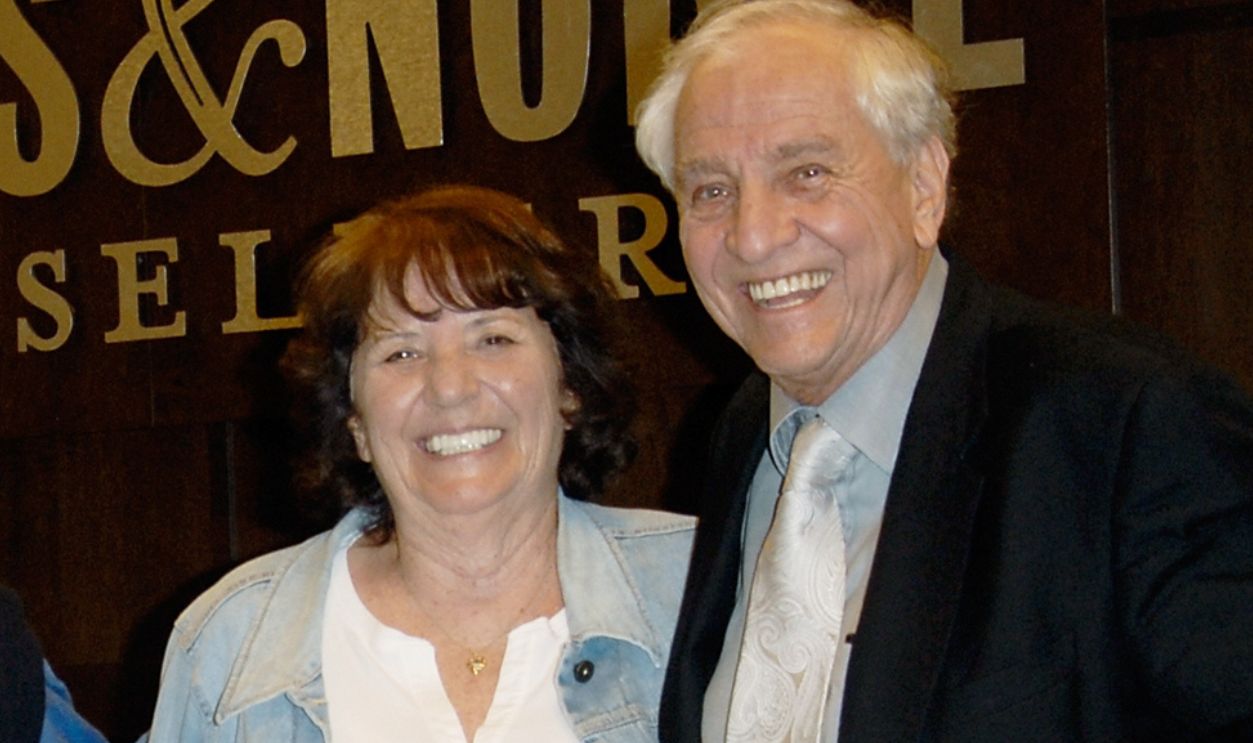 Ronny Marshall Hallin and Garry Marshall 143711442