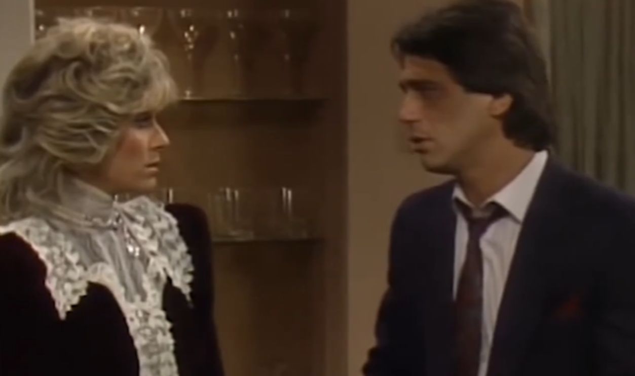 Screenshot from Who's the Boss? (1984–1992)