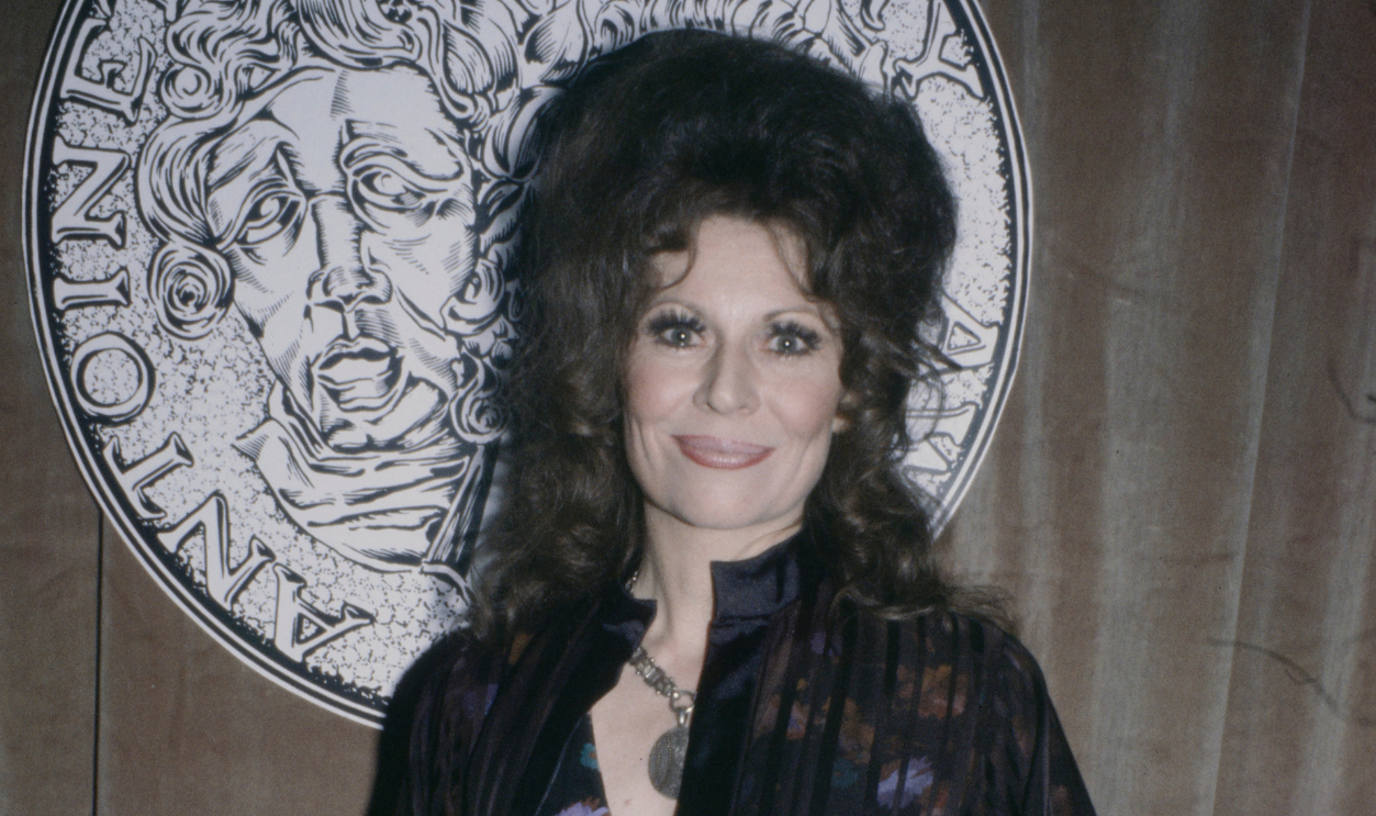  Ann Wedgeworth