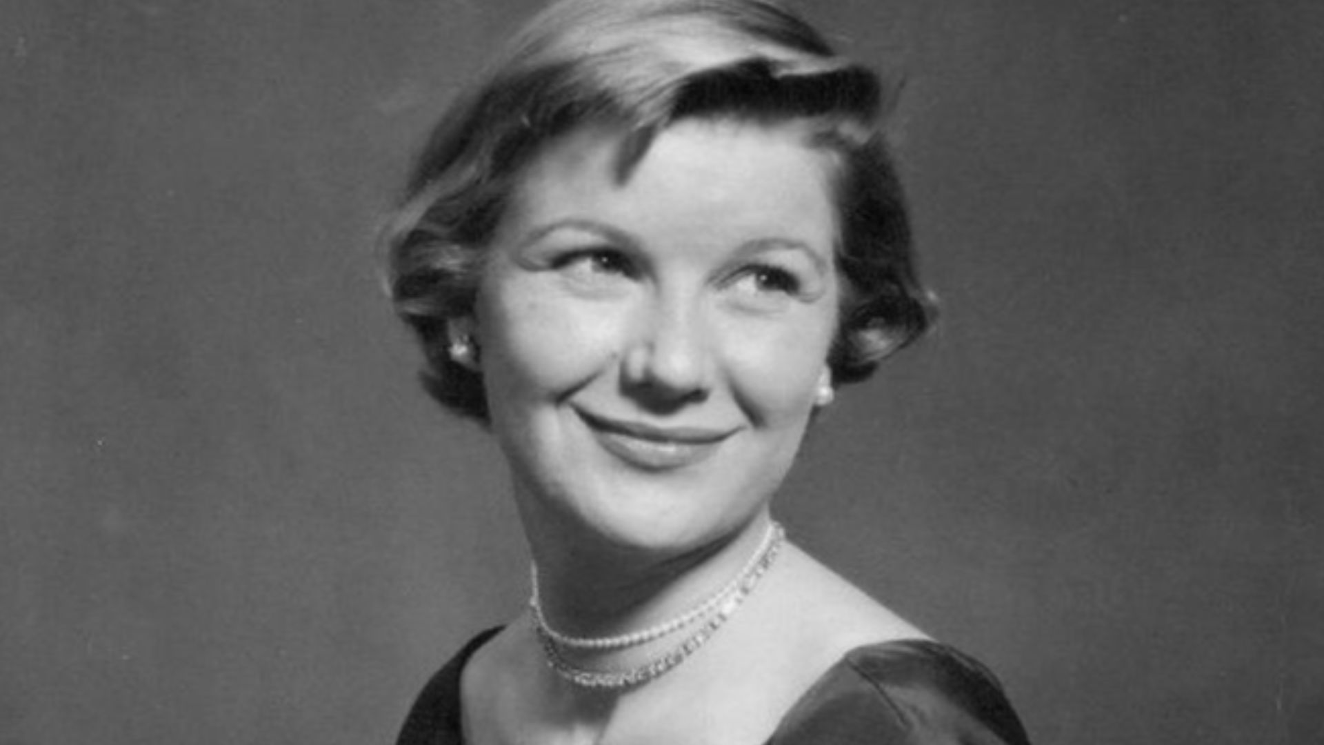 Publicity photo of Barbara Bel Geddes in 1952