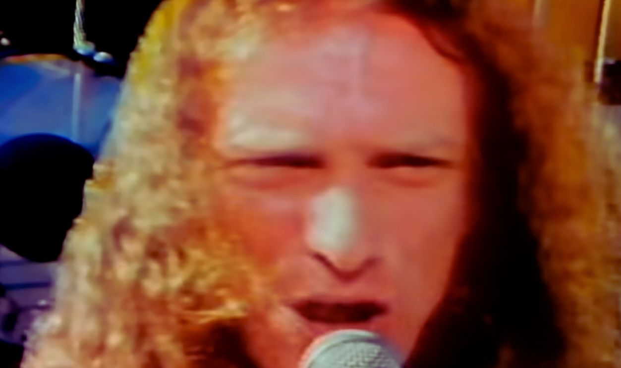 Screenshot from Cold as Ice (1977)
