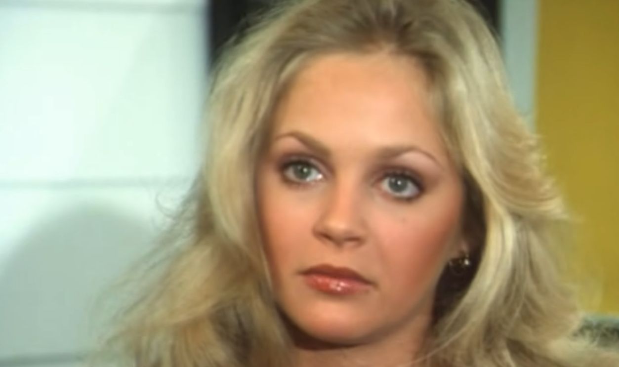 Screenshot from Dallas, CBS (1978–1991)