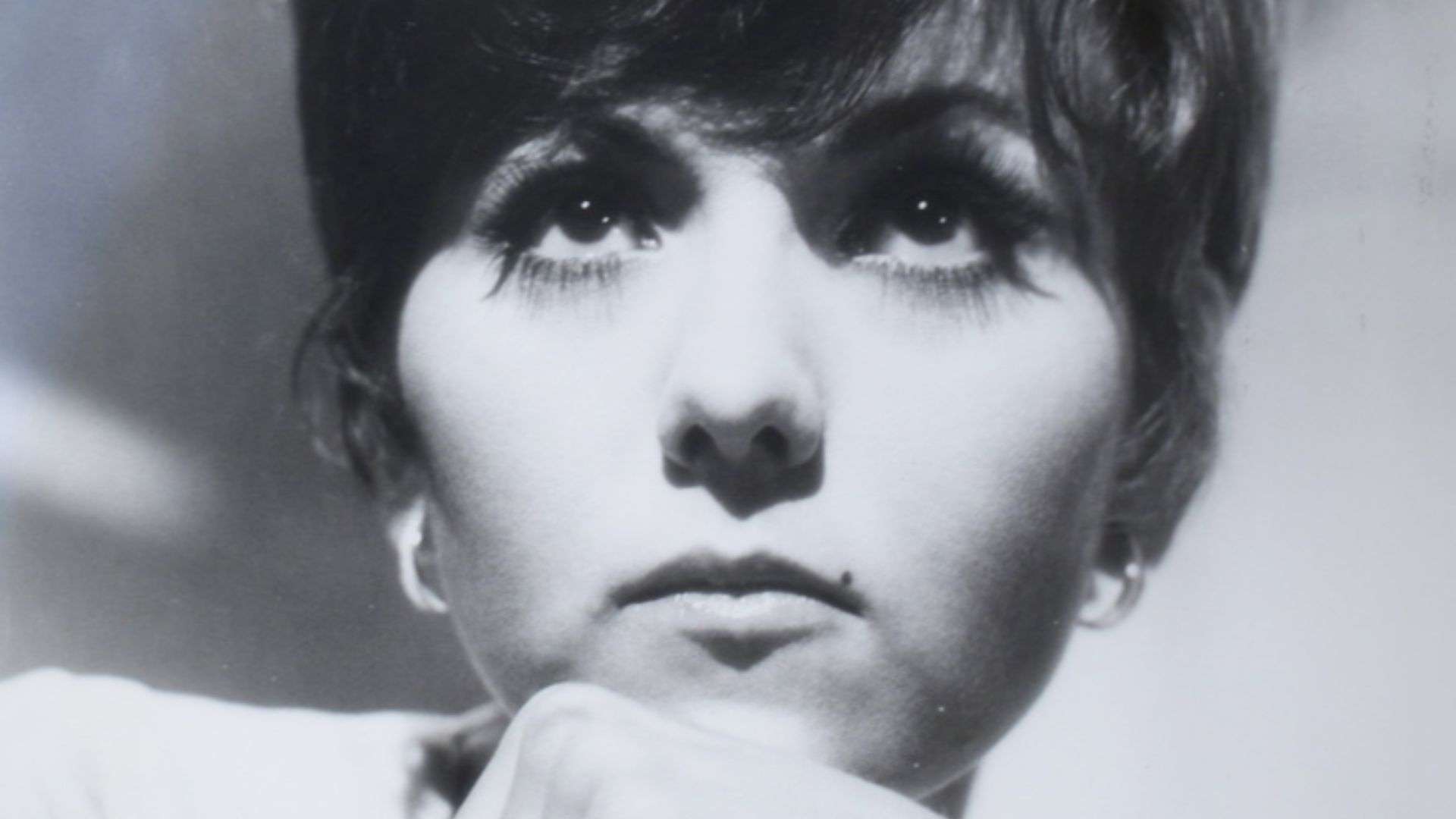 Publicity photo of actress Brenda Vaccaro in Where It's At (1969)