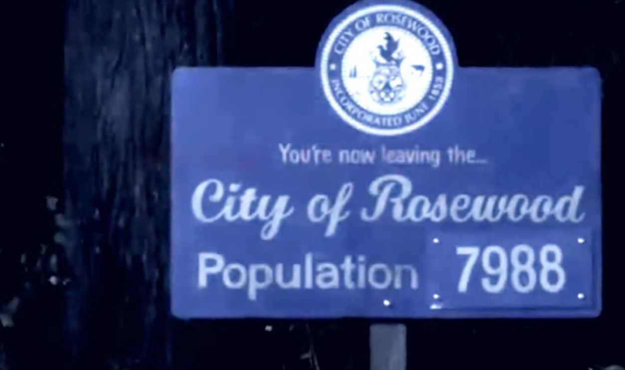 Screenshot from Pretty Little Liars (2010-2017)