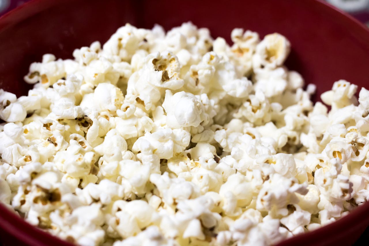 Focus Photography of Popcorns