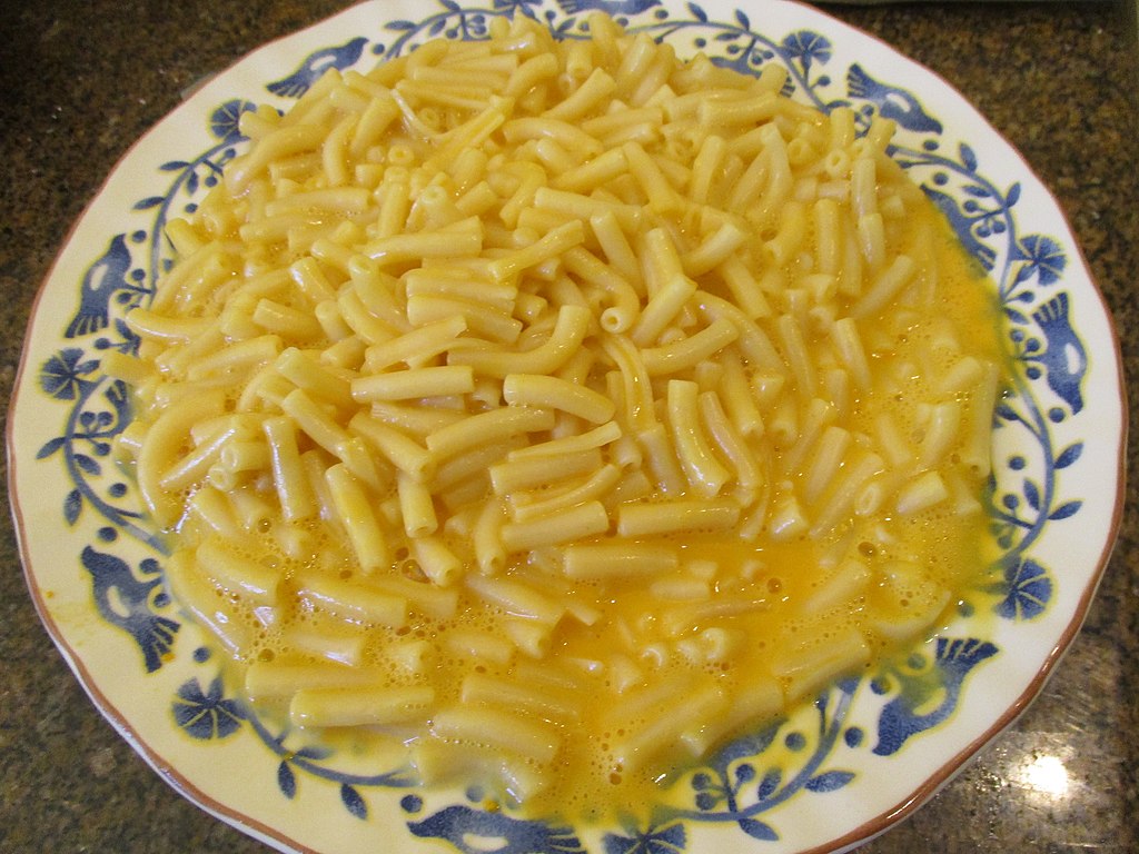 Close-up Photo of plate with Kraft Kraft Dinner Classic