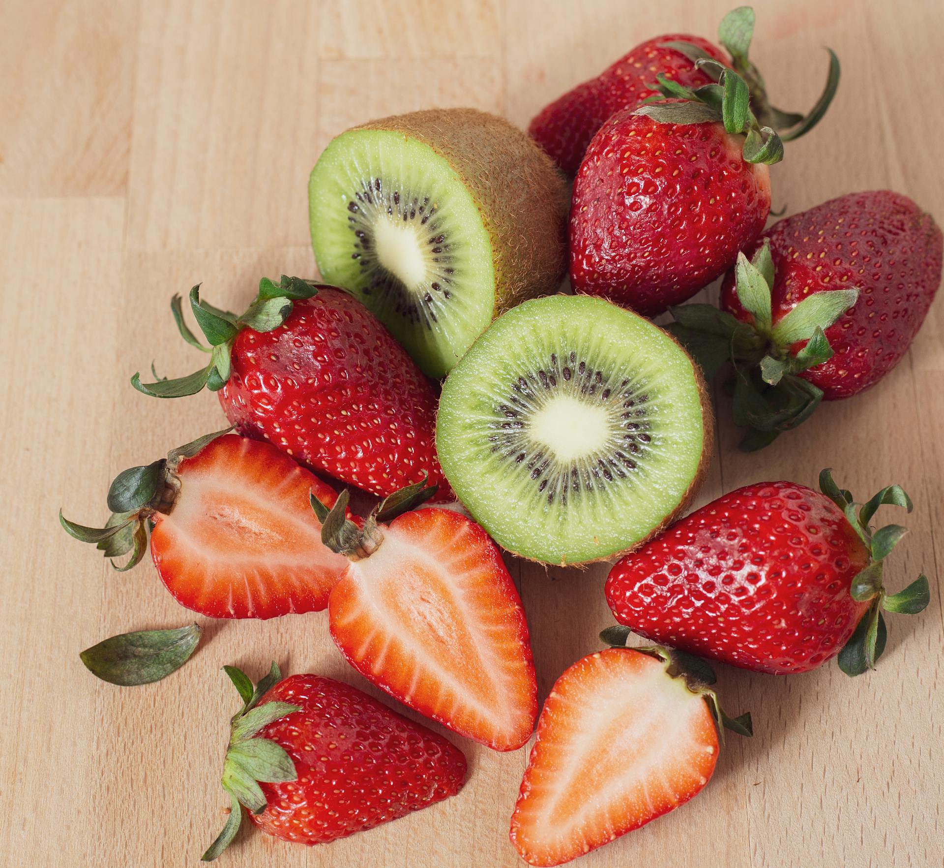 Close-up Photo of Kiwi and Strawberries