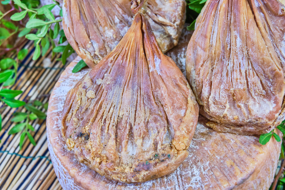 Su Callu, traditional sardinian seasoned cheese.