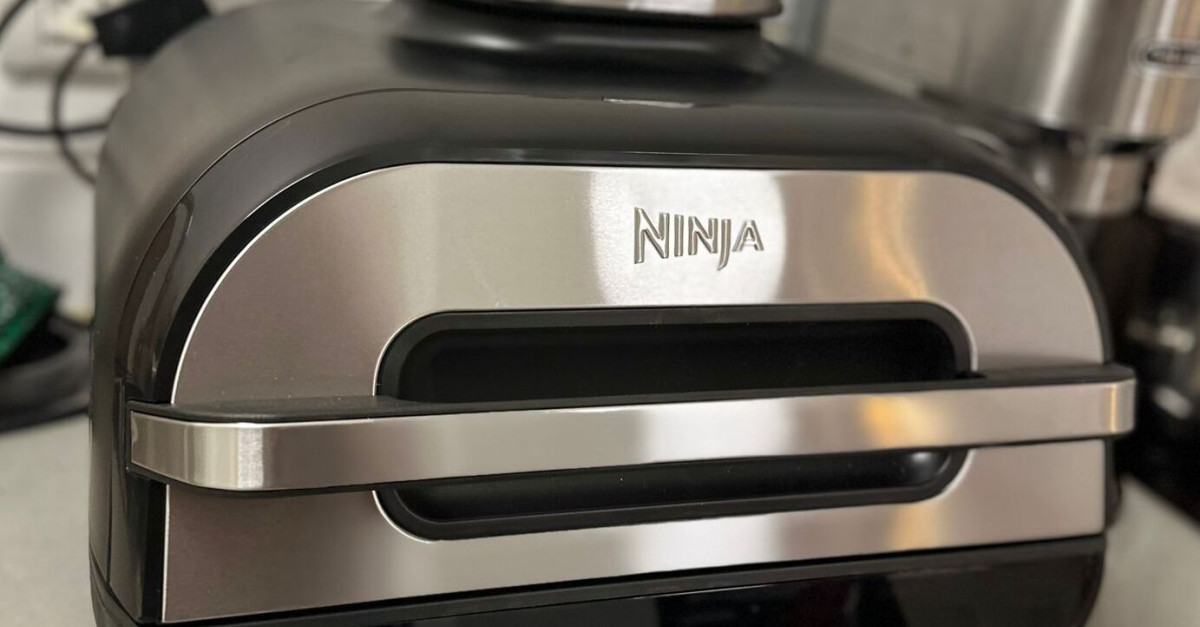 File:Ninja Foodi MAX Health Grill & Air Fryer AG551EU (cropped).jpg