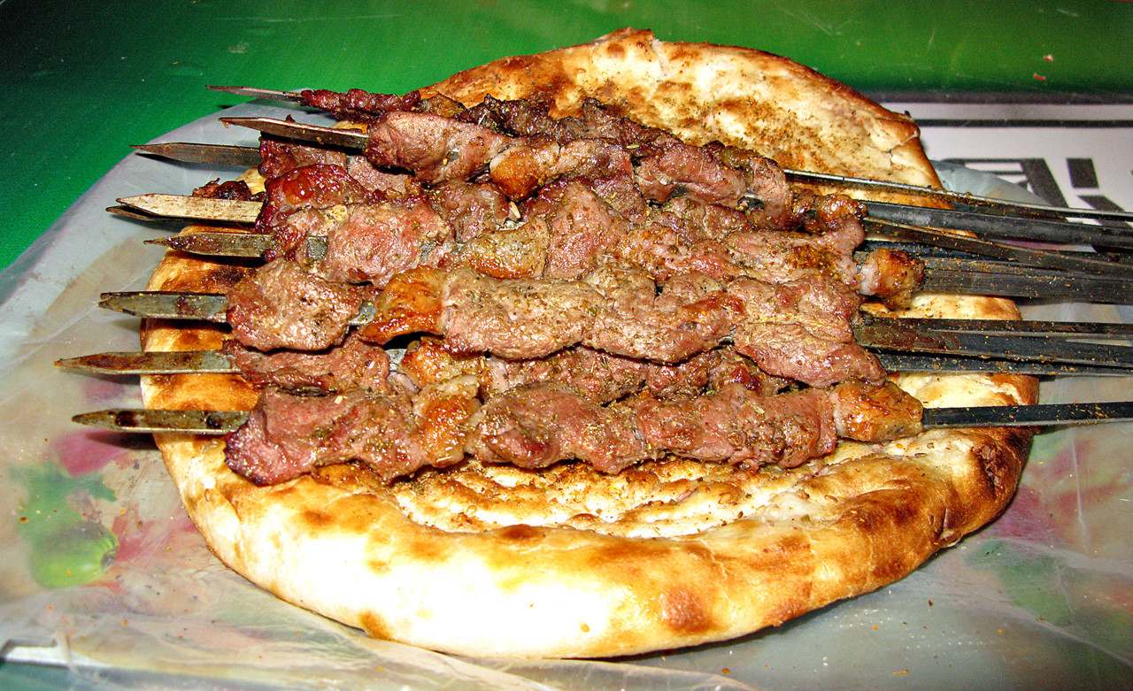 File:Lamb Shashlik on Bread Roundal.jpg