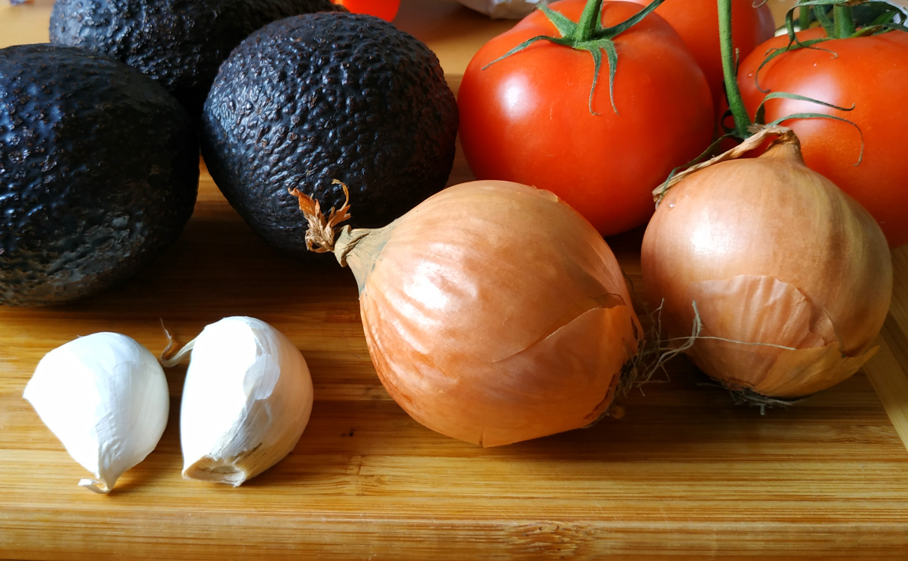 File:Guacamole Zutaten.jpg