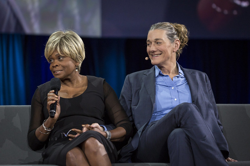 image of Bina Aspen Rothblatt talking on a conference