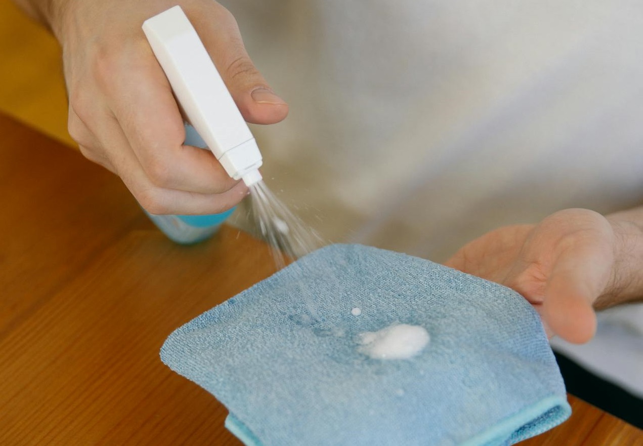 Blue Cloth with Disinfectant