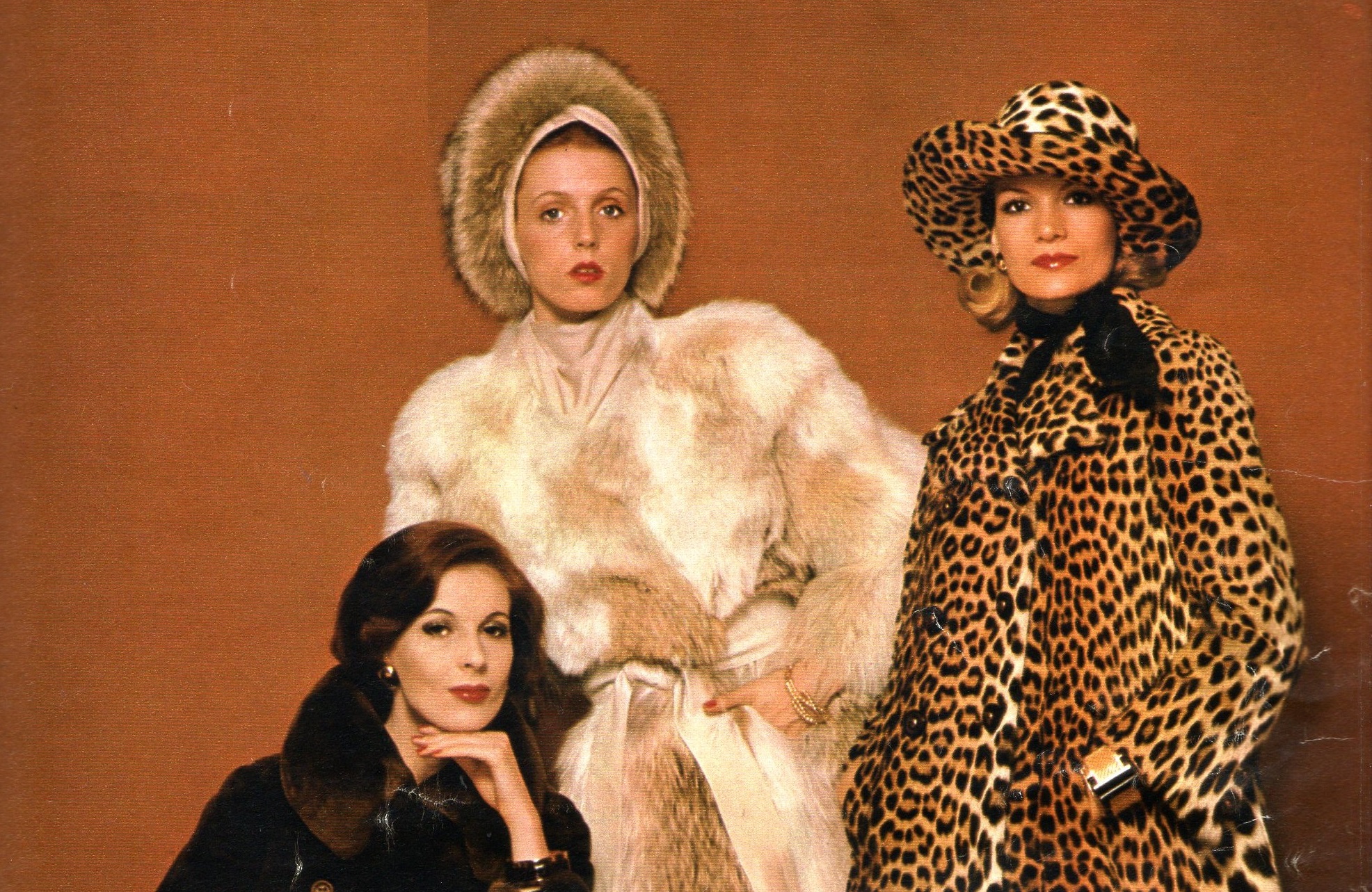 The 1970s-1974 Jours de France-fashion