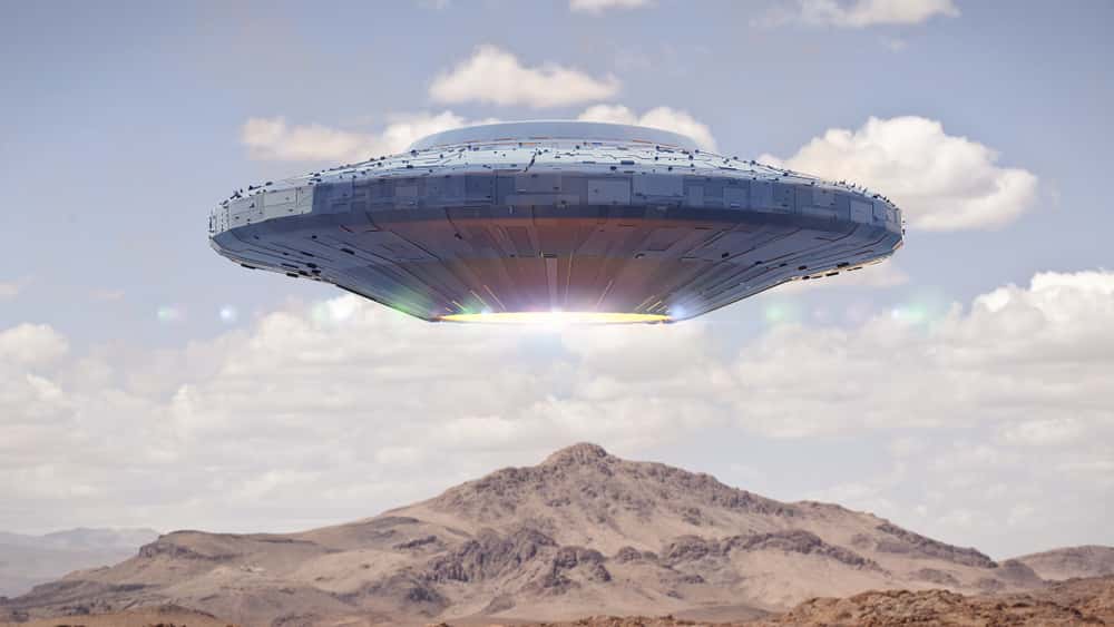 26 Out-Of-This-World Facts About UFOs