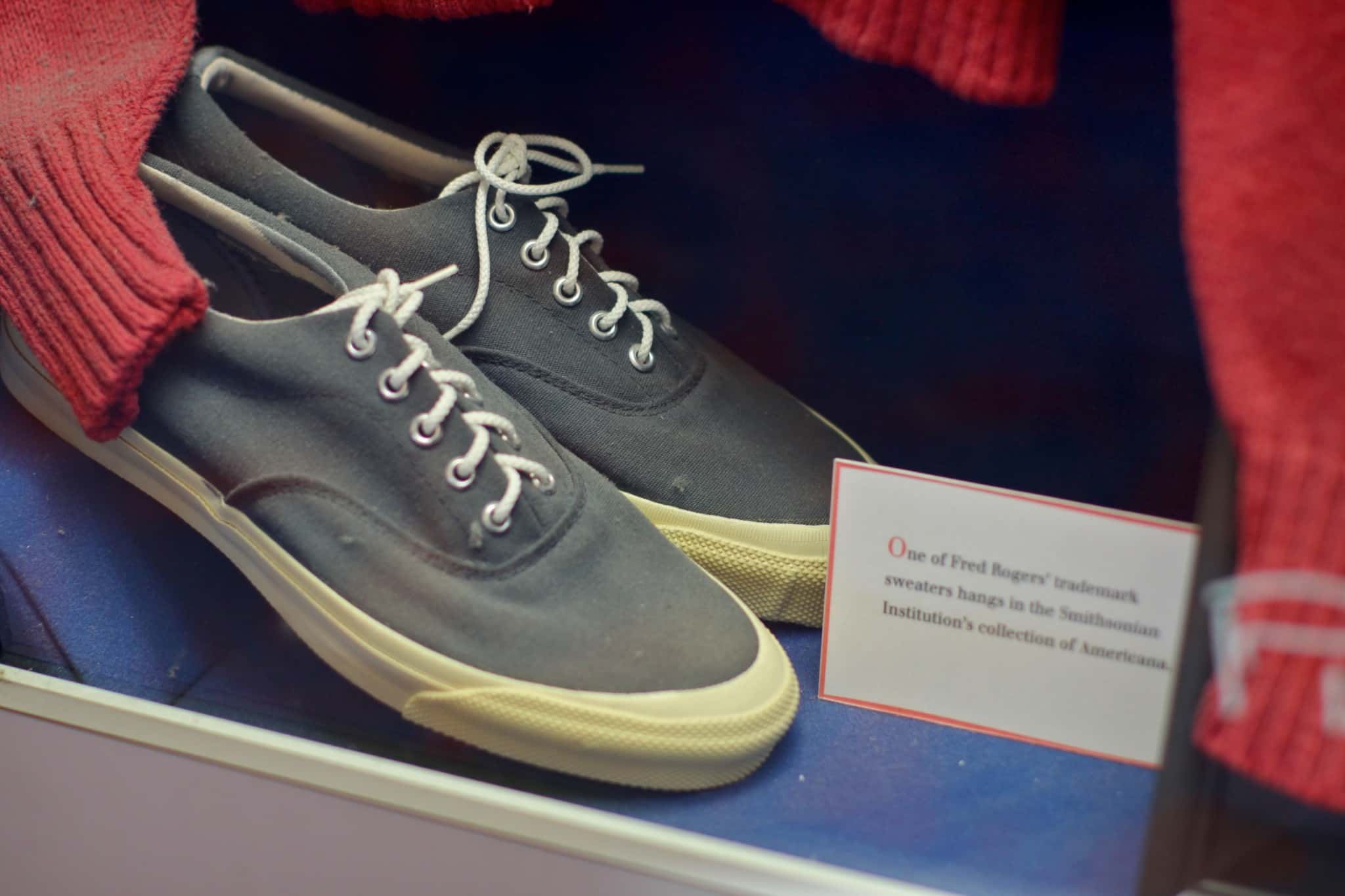 42 Friendly Facts About Mister Rogers