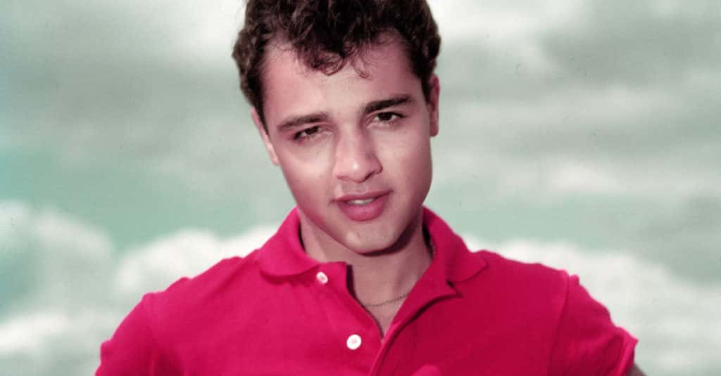 Troubled Facts About Sal Mineo, Hollywood’s Tragic Tough Guy