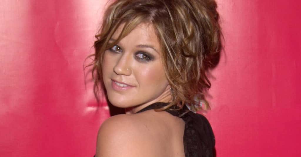 Heart-Wrenching Facts About Kelly Clarkson, America's Troubled Idol