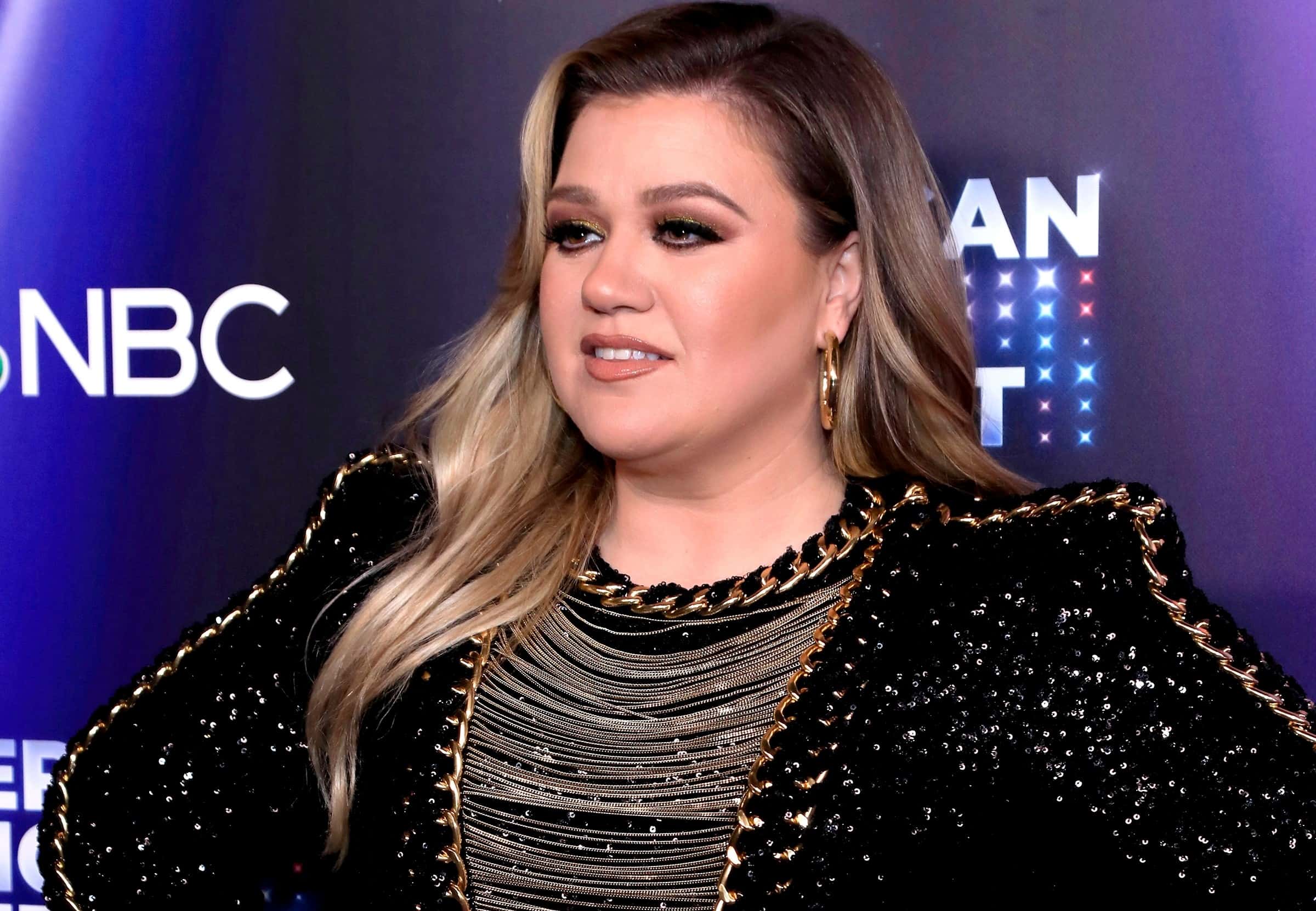 Kelly Clarkson Facts