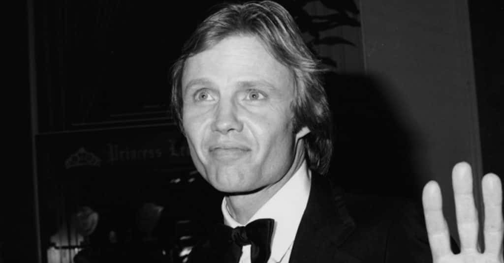 Contradictory Facts About Jon Voight, Hollywood’s Reformed Hippie