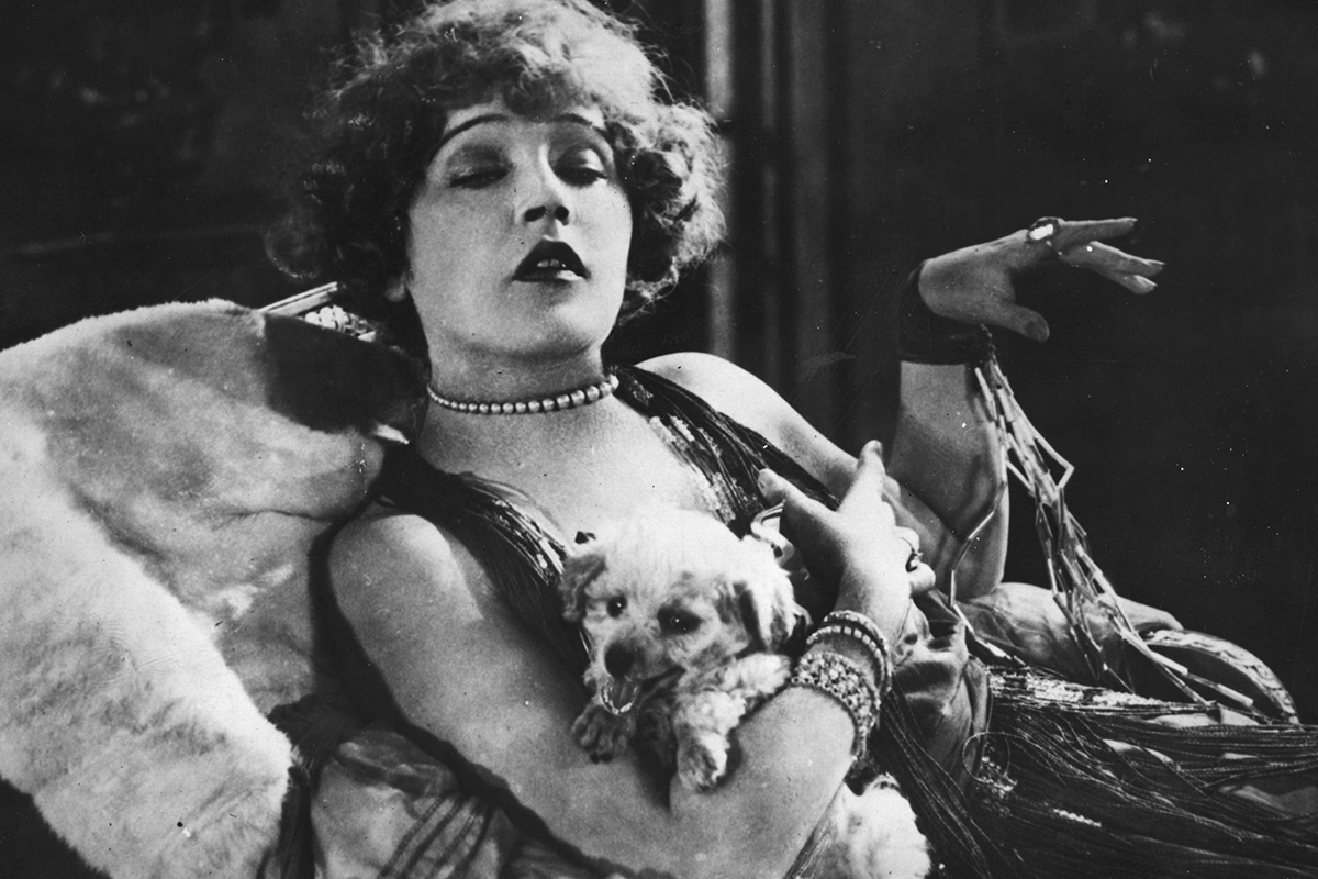 Mae Murray Facts