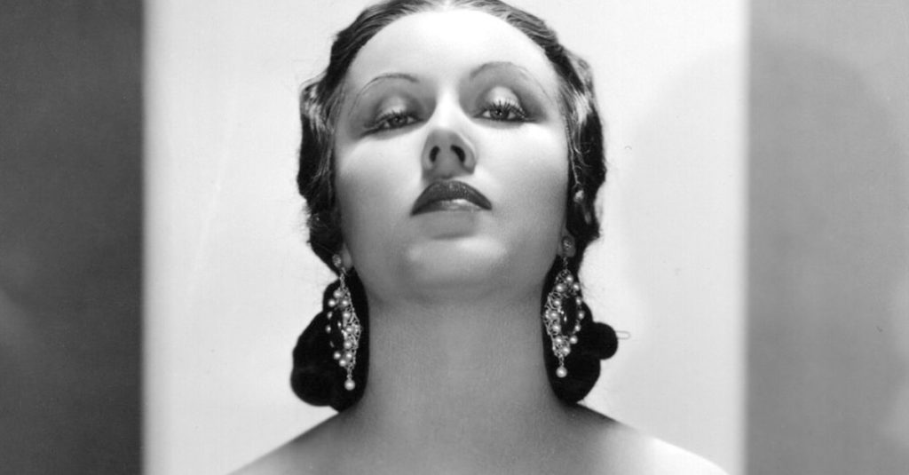 Monstrous Facts About Fay Wray, Hollywood’s First Scream Queen